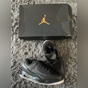 Nike Air Jordan 2/3 Black Metallic Silver Sneaker -  Size - 6Y